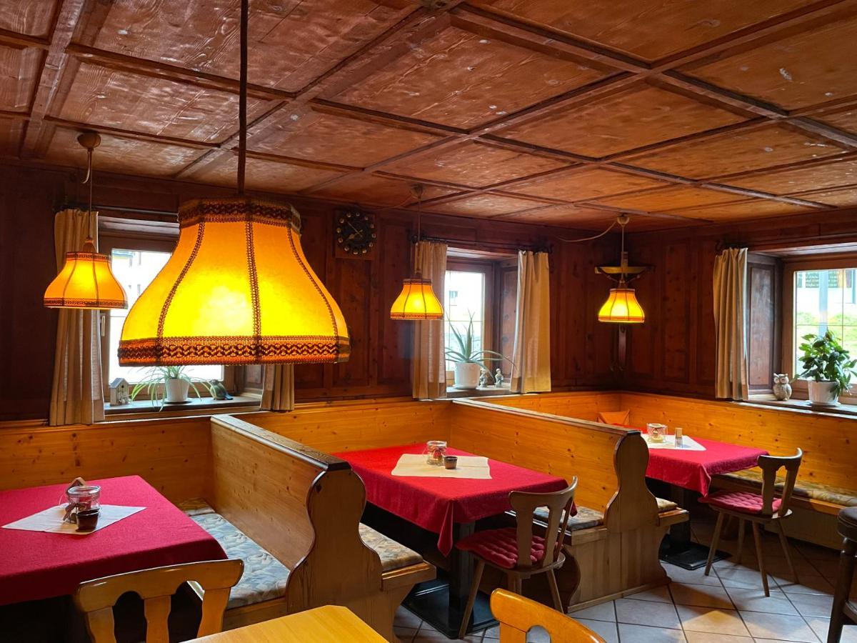 샤르니츠 Goldener Adler B&B 외부 사진