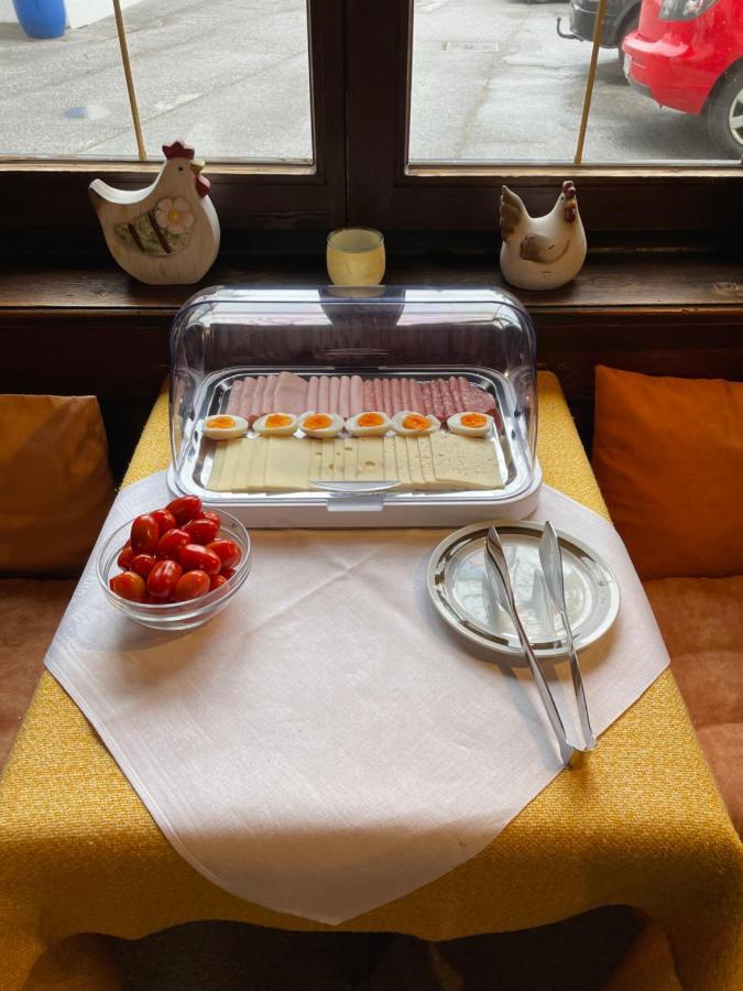 샤르니츠 Goldener Adler B&B 외부 사진