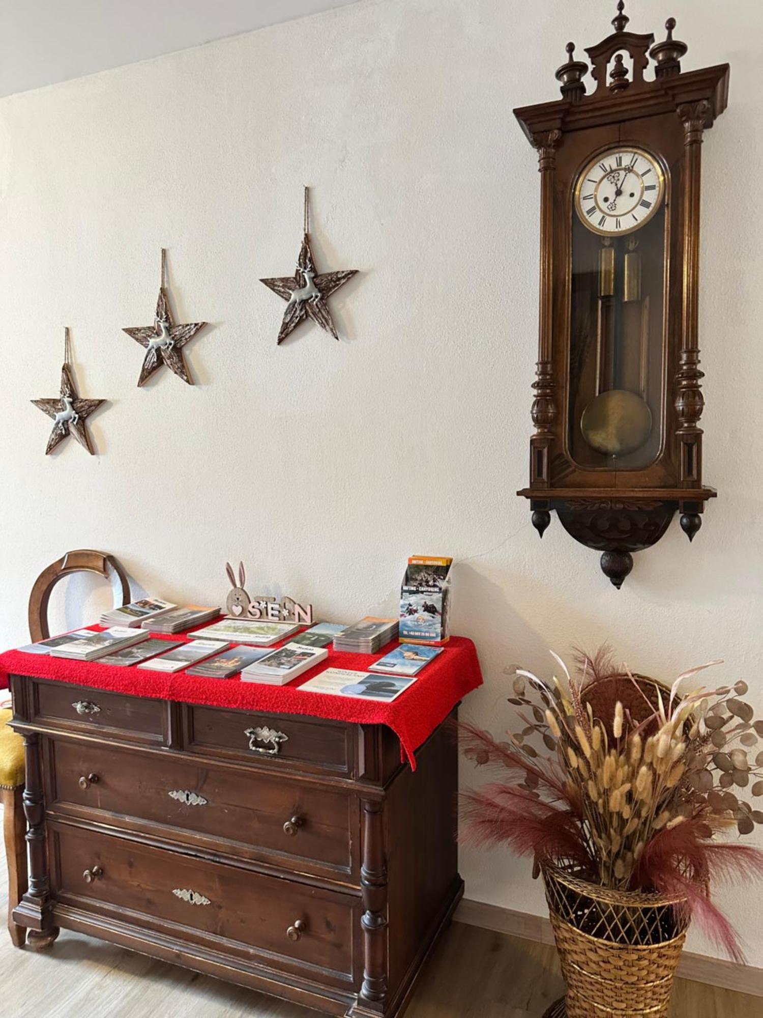 샤르니츠 Goldener Adler B&B 외부 사진