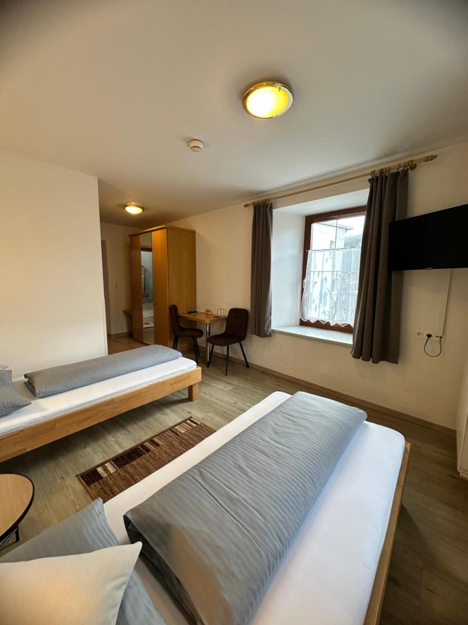 샤르니츠 Goldener Adler B&B 외부 사진