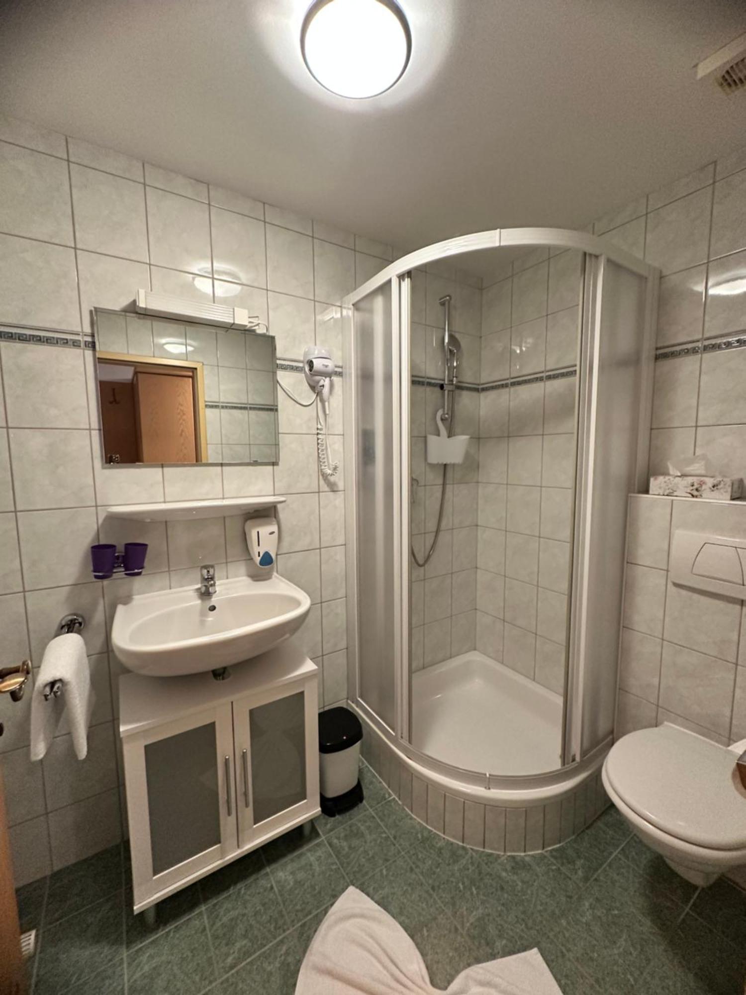 샤르니츠 Goldener Adler B&B 외부 사진