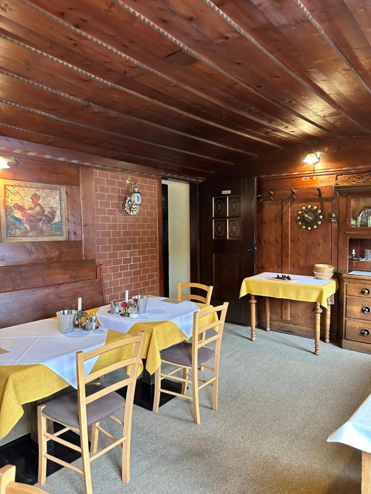 샤르니츠 Goldener Adler B&B 외부 사진