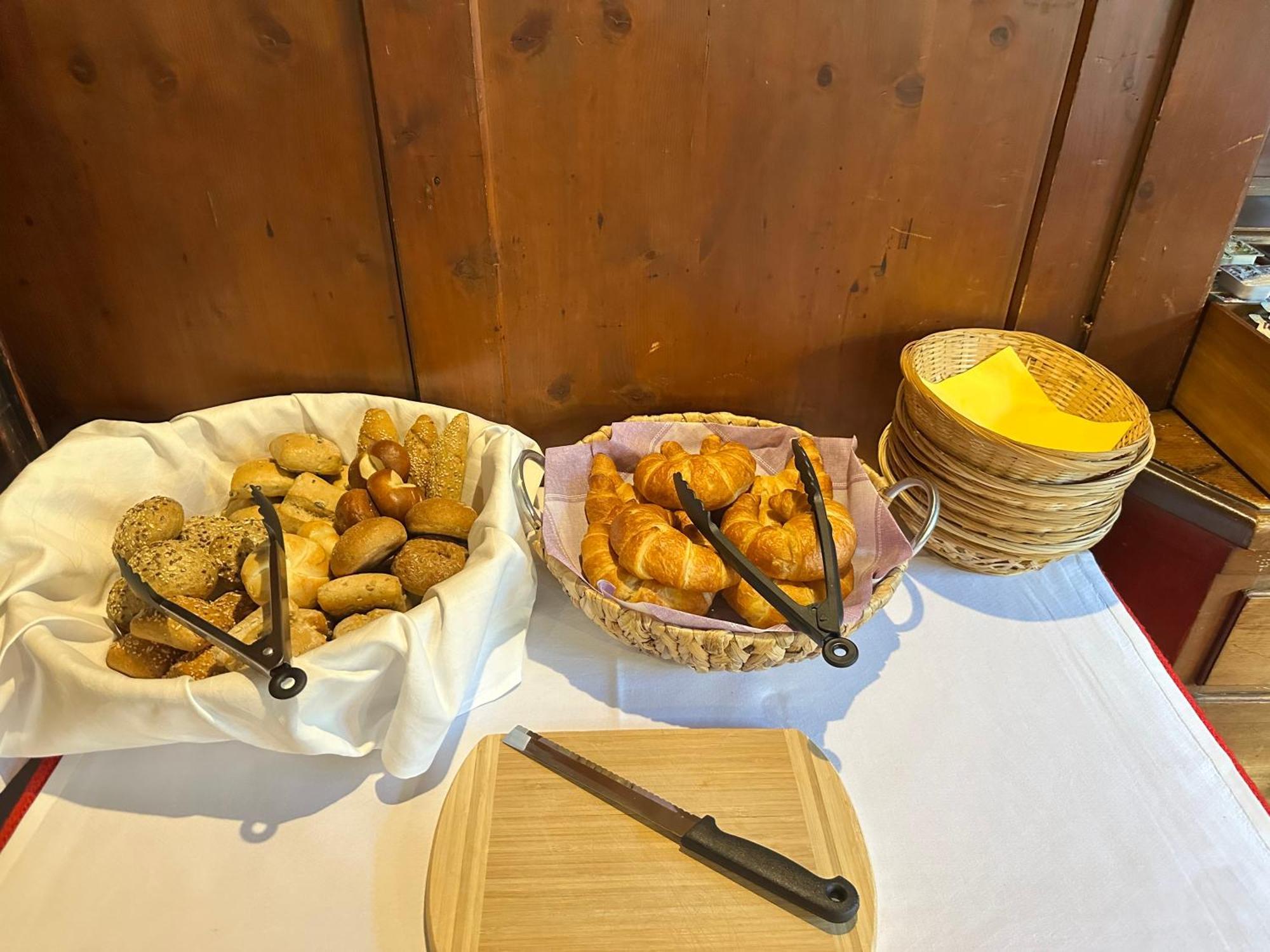 샤르니츠 Goldener Adler B&B 외부 사진